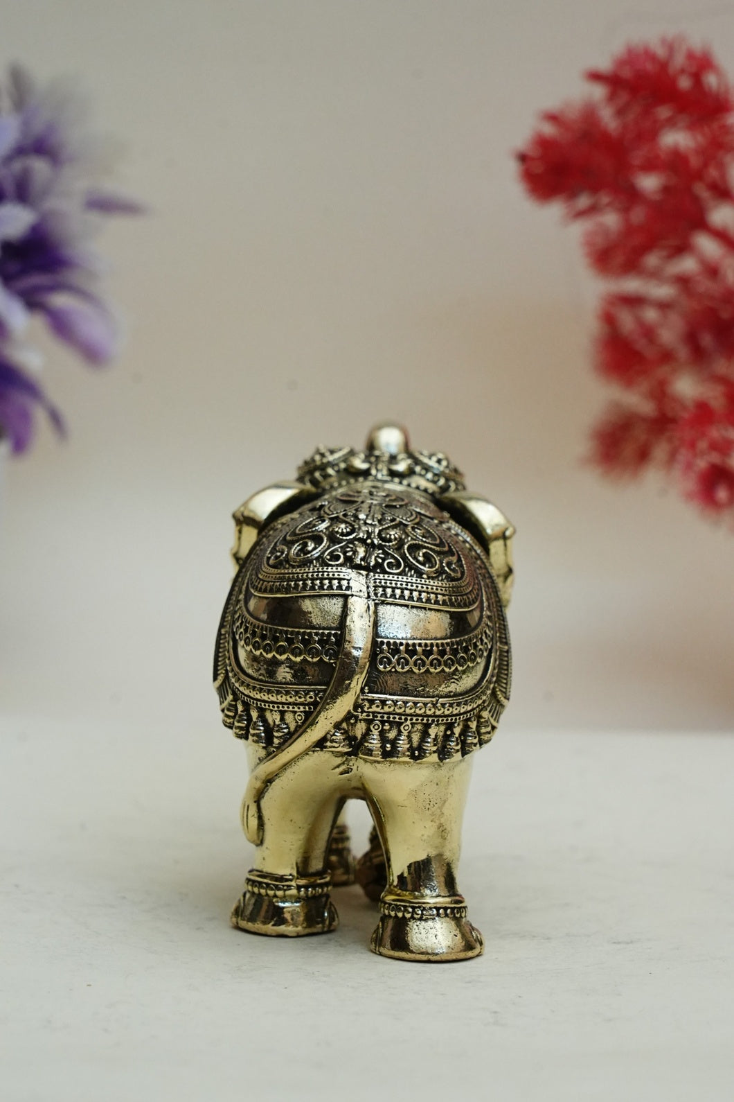 ELEPHANT IDOL