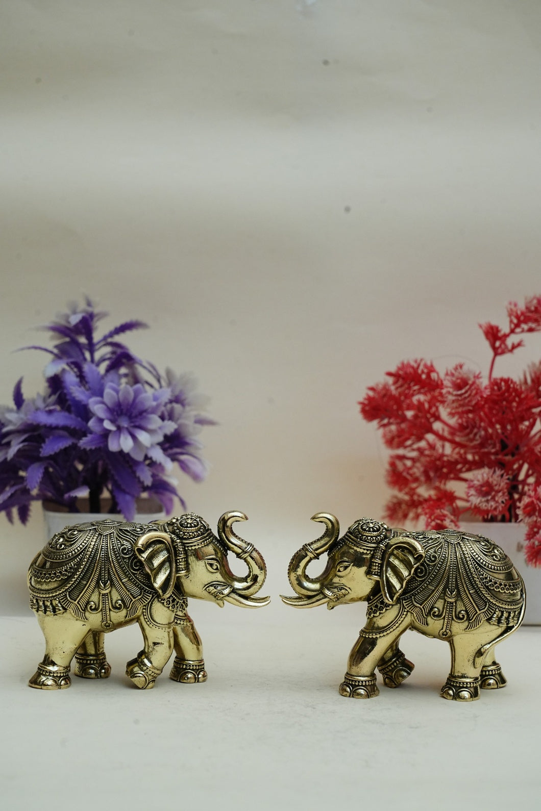 ELEPHANT IDOL