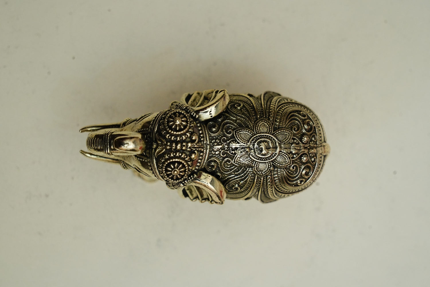 ELEPHANT IDOL