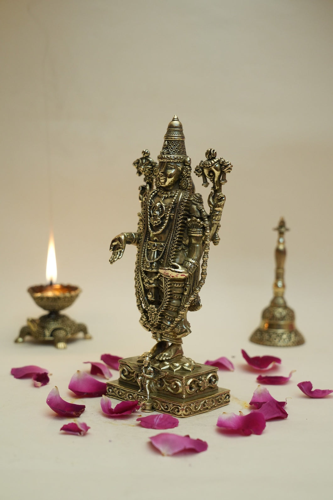 LORD TIRUPATI BALAJI IDOL