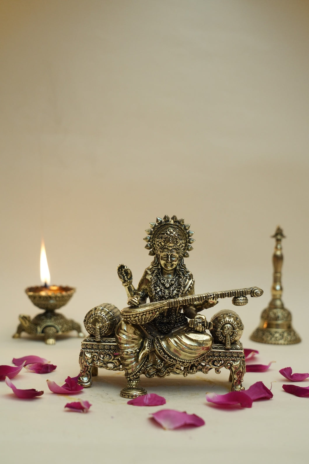 SINGASEN SARASWATI IDOL