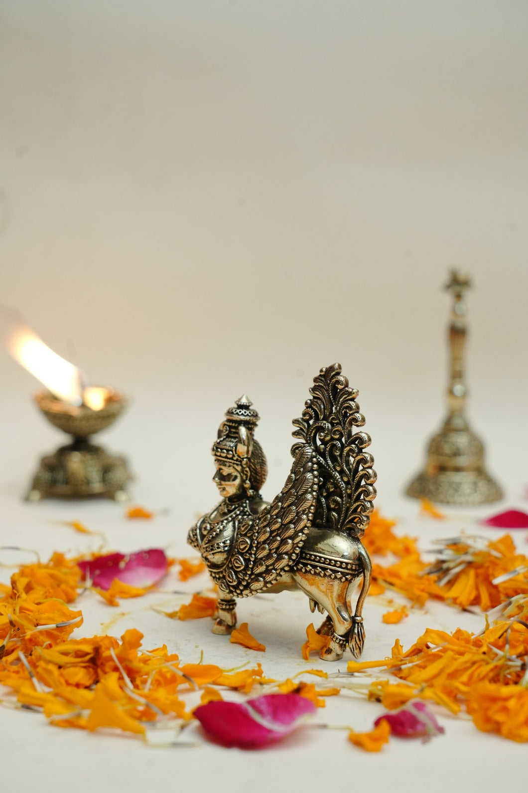 KAMDHENU IDOL