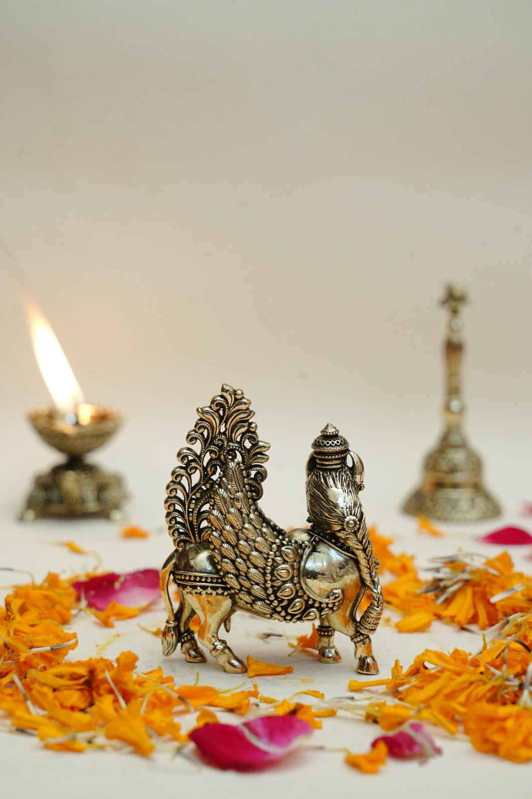 KAMDHENU IDOL