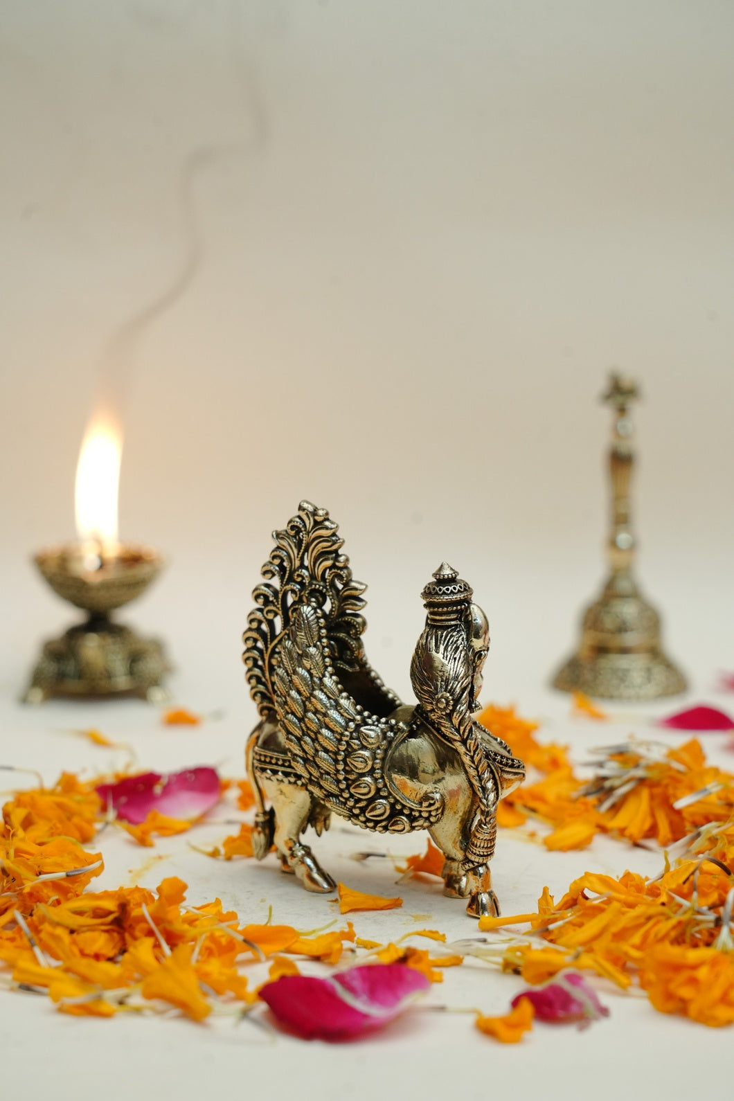 KAMDHENU IDOL