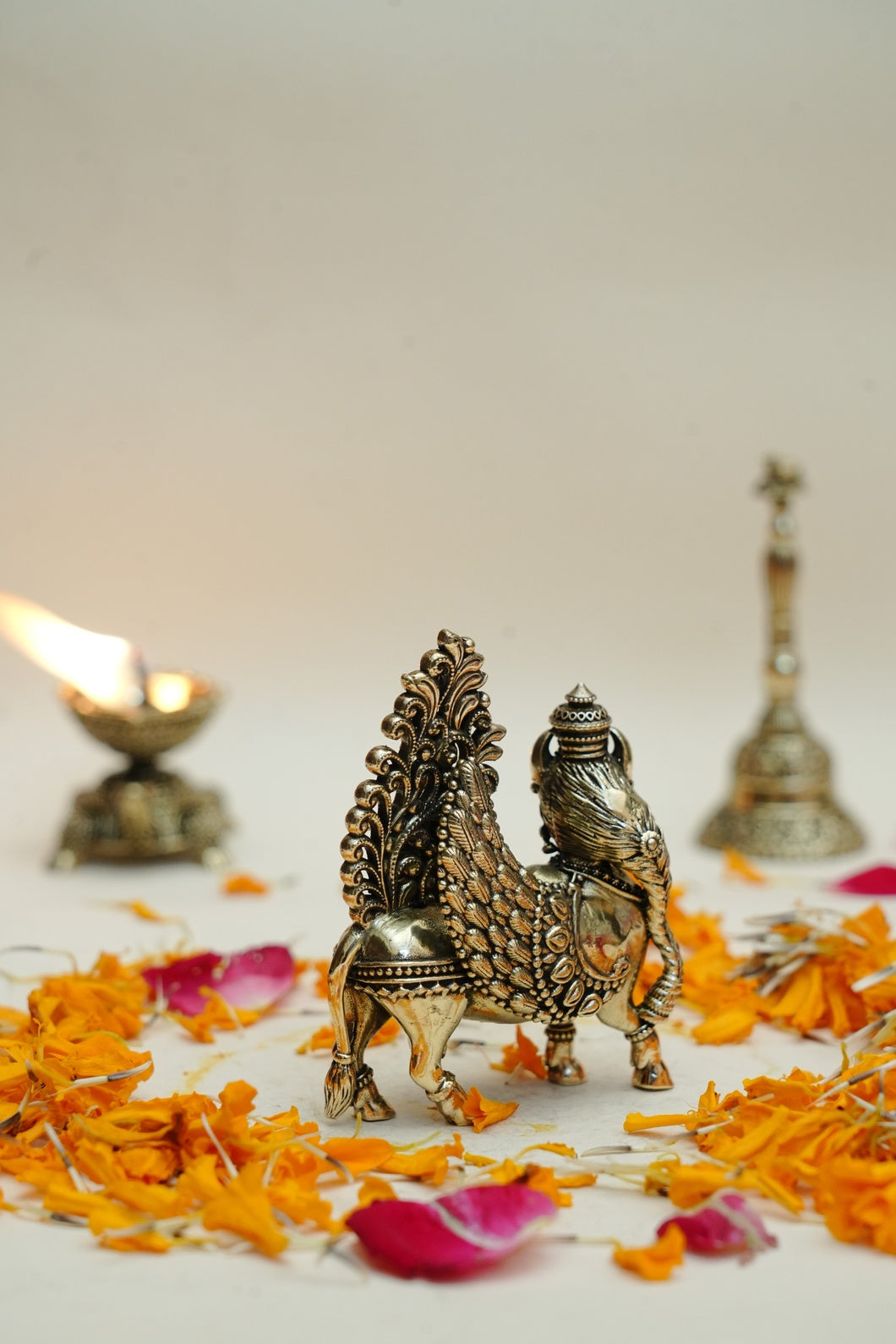 KAMDHENU IDOL