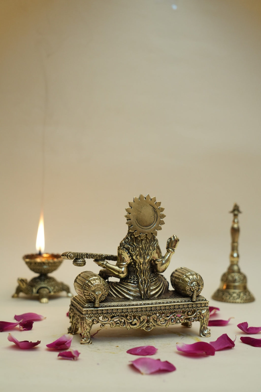 SINGASEN SARASWATI IDOL