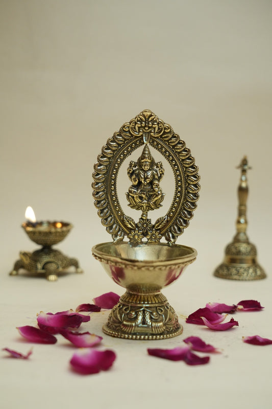LAXMI DEEPAK